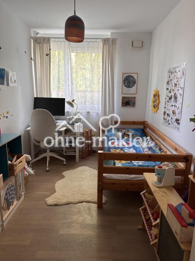 Arbeitszimmer/2. Schlafzimmer