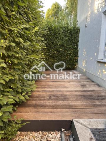 separate Holzterrasse