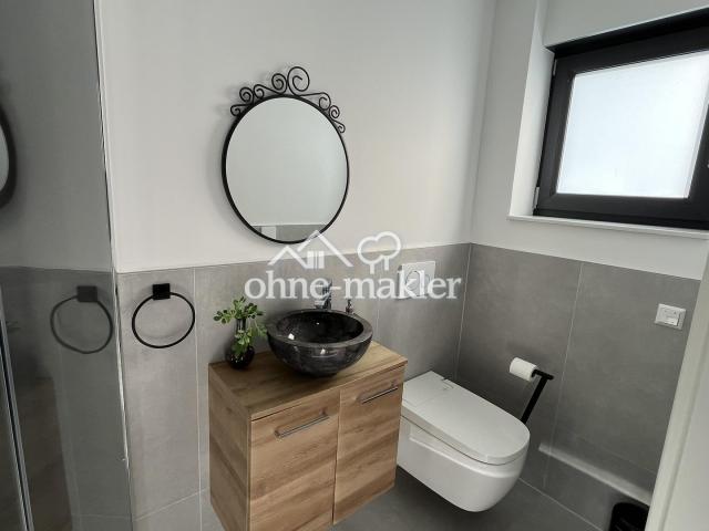 WC mit Dusche EG