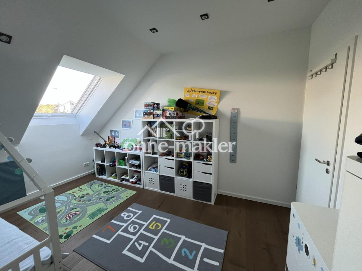Schlafzimmer 2. OG