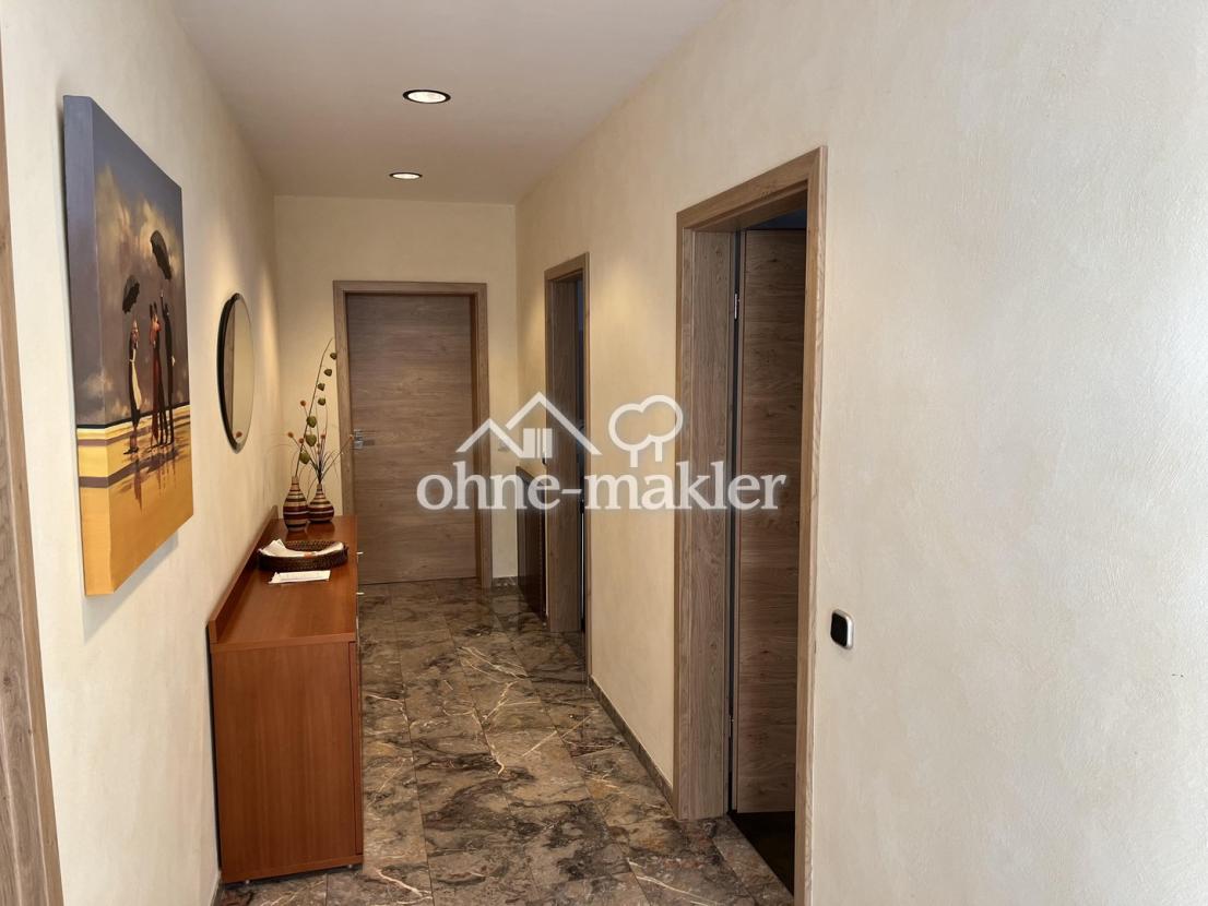 Zum Gästebad und Kinderzimmern