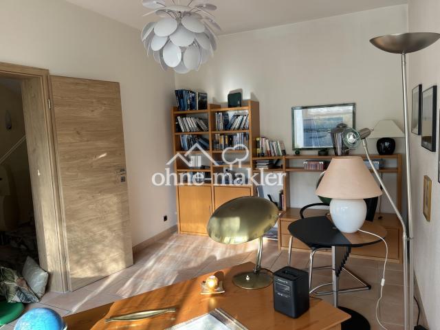 Arbeitszimmer