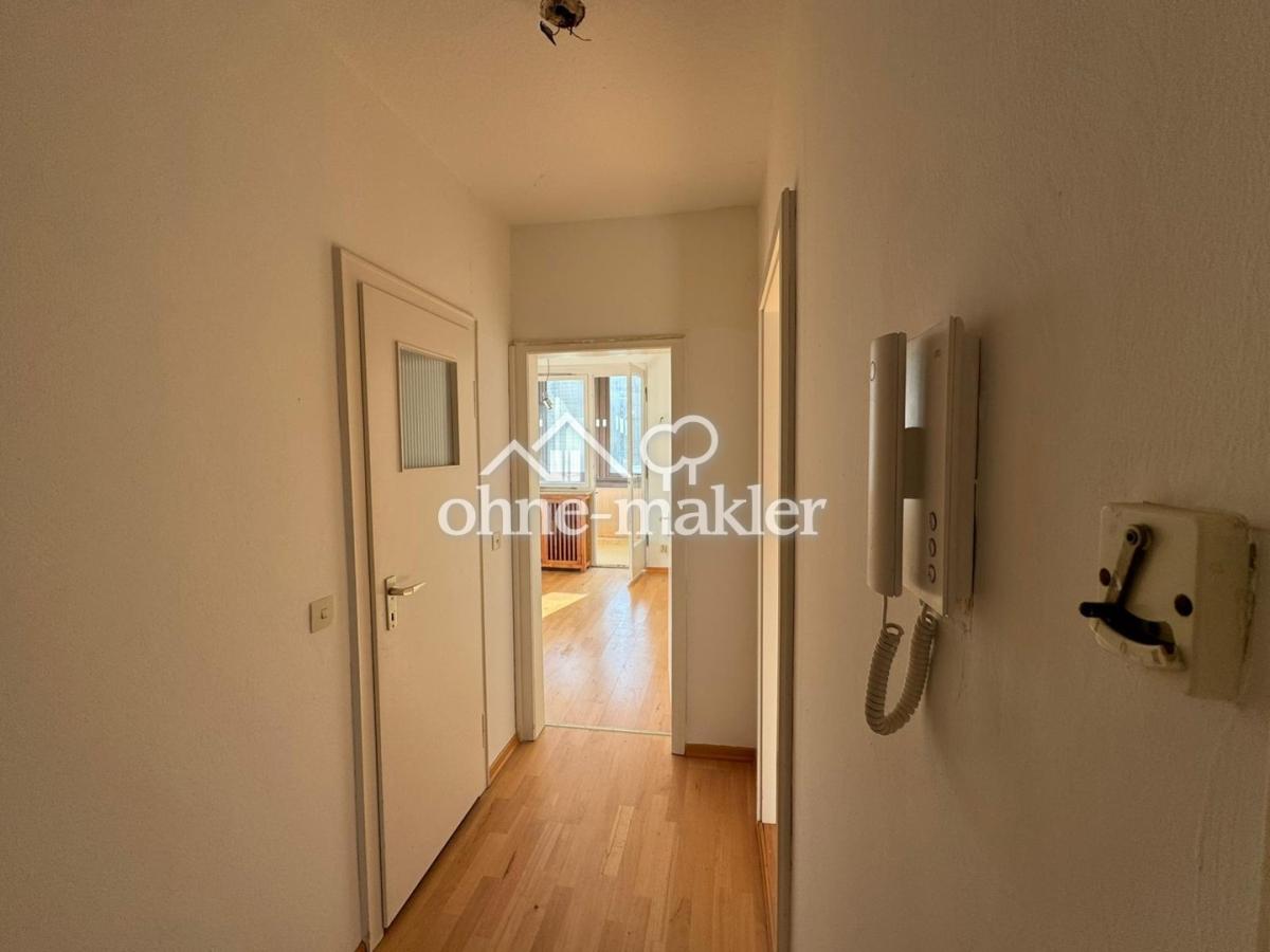 Diele mit Blick in Salon