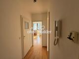 Diele mit Blick in Salon