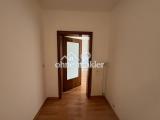 Diele mit Blick ins Wohnzimmer