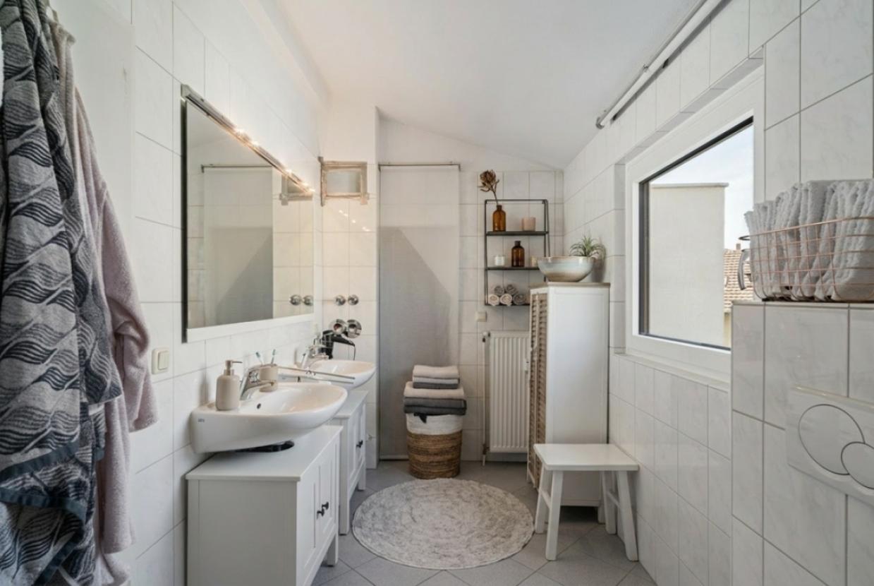 Badezimmer - Ansicht 1
