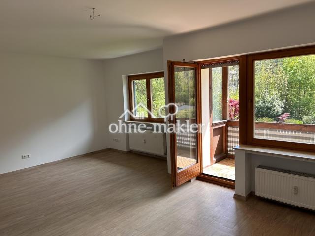 zum Balkon