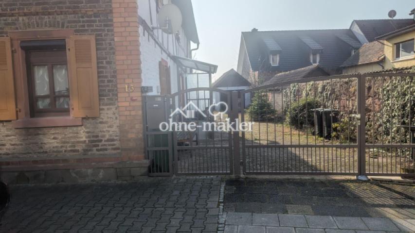 Einfahrt 