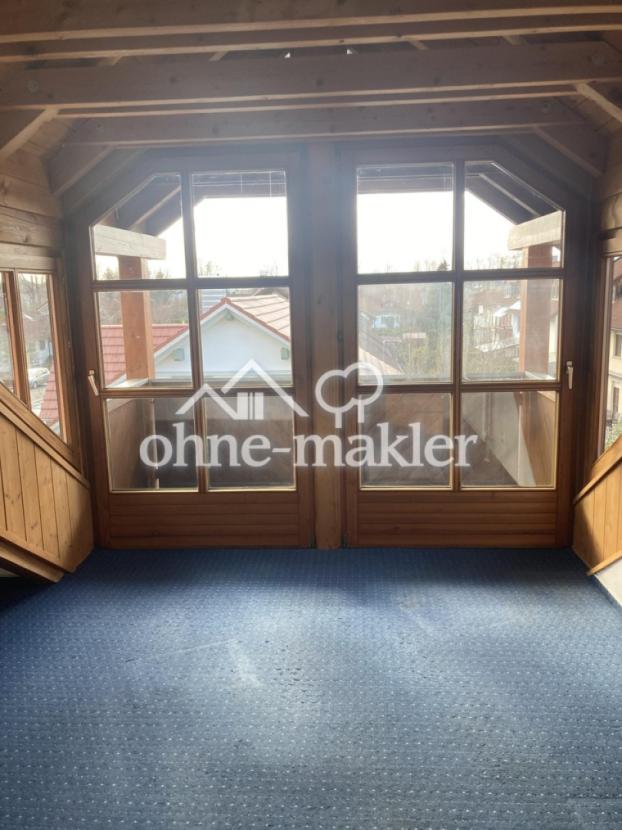 kleines Zimmer mit Balkon, DG