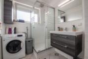 Badezimmer Ansicht 1