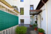 Wohnung-Hinterhaus