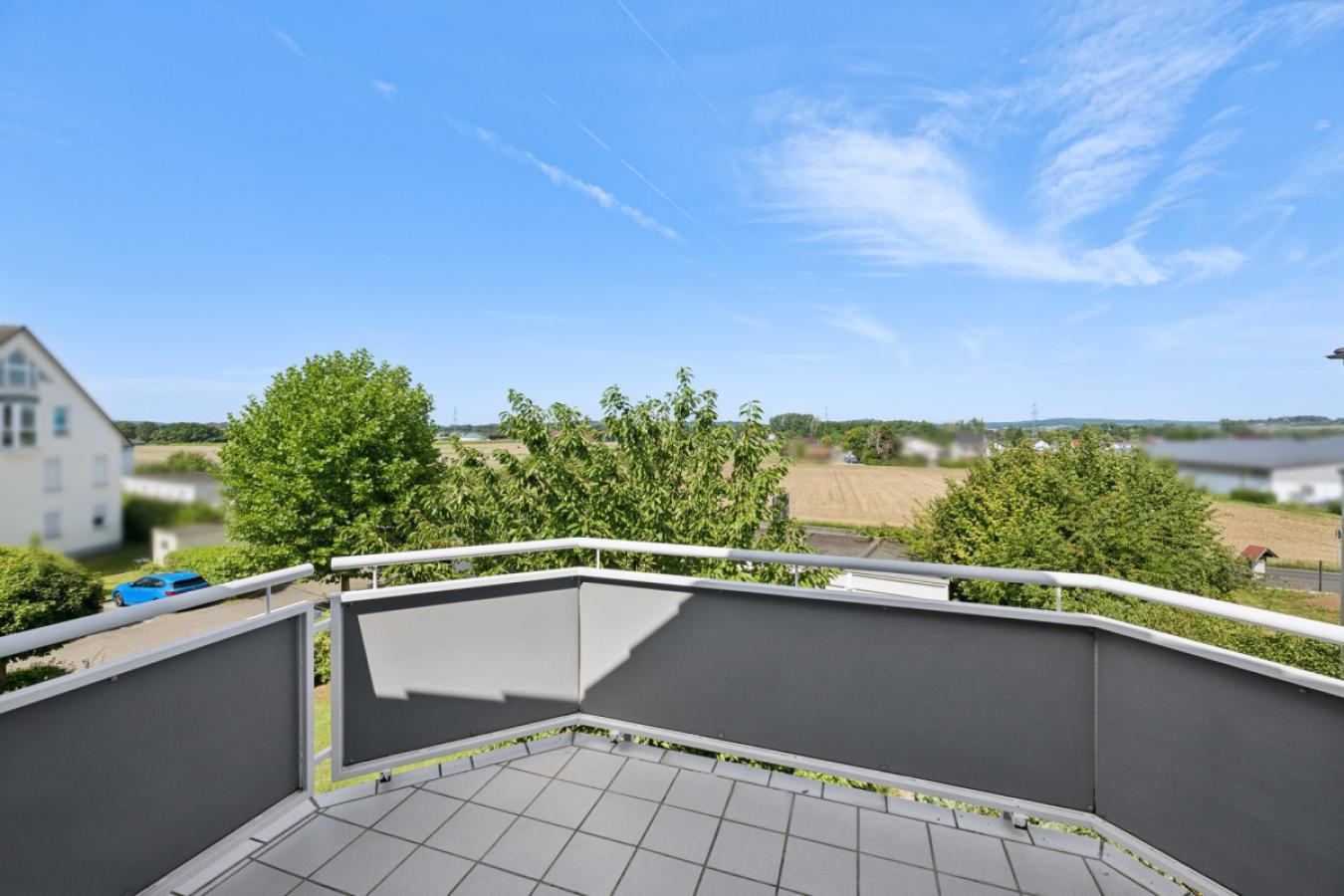 Balkon mit Blick in die Weite