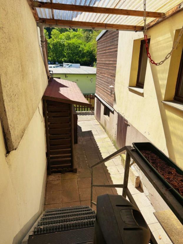 Weg zum Garten