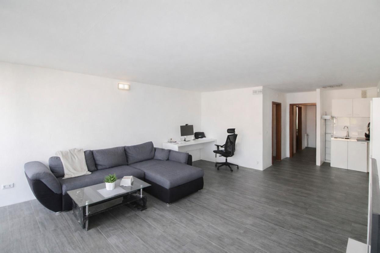 Wohnzimmer_Küche (2)