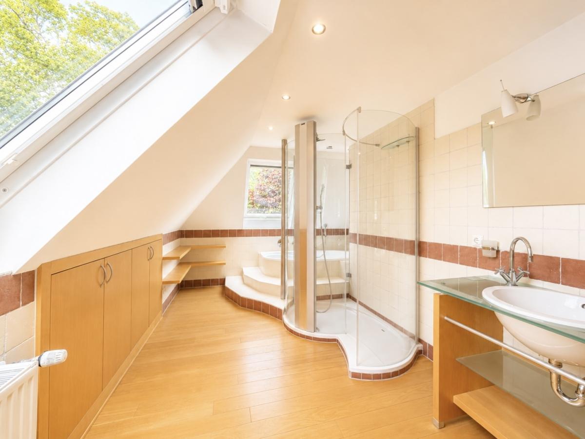 En Suite Bad 1.1 Zi. 9