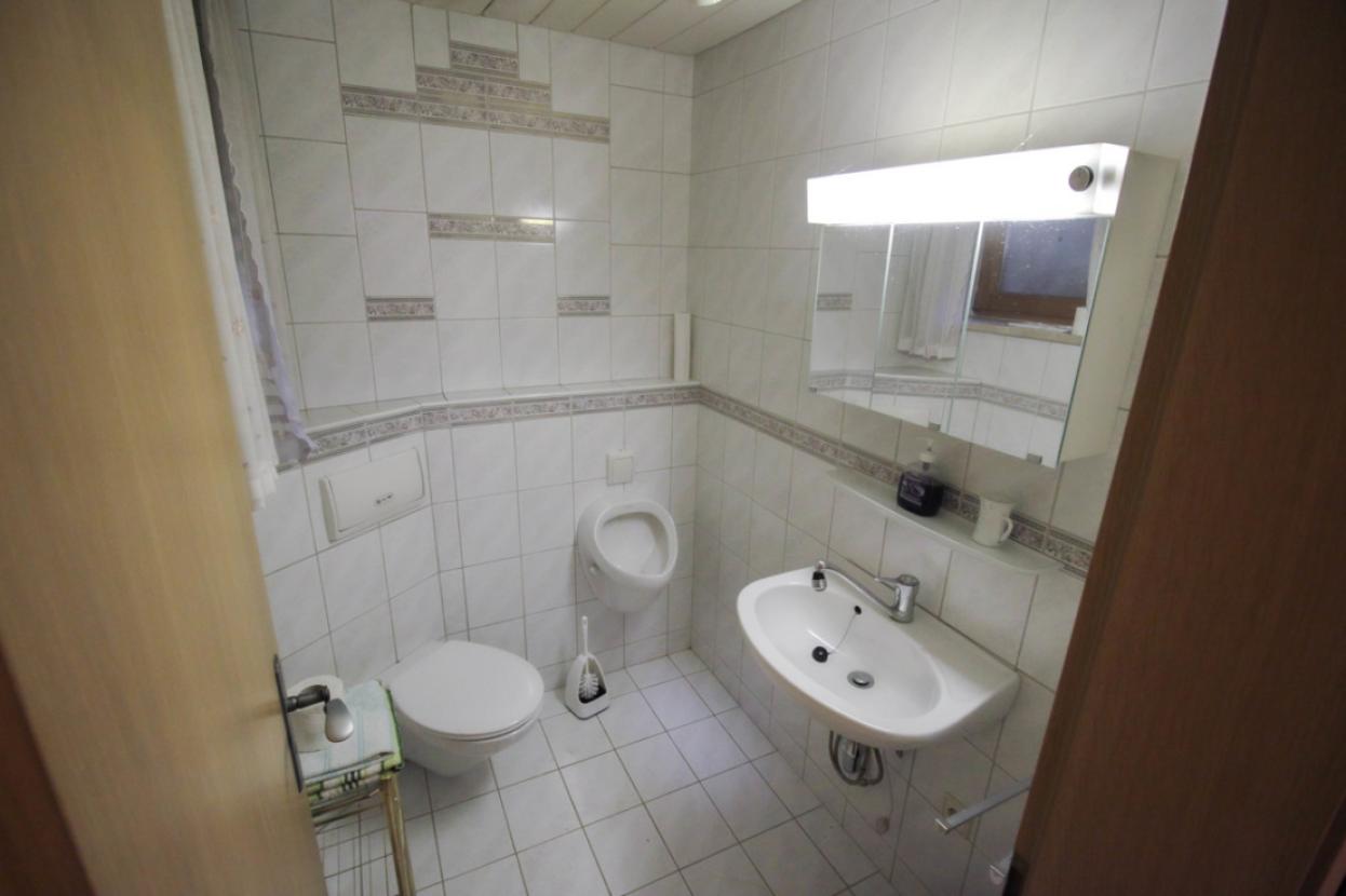 Gäste-WC Souterrain