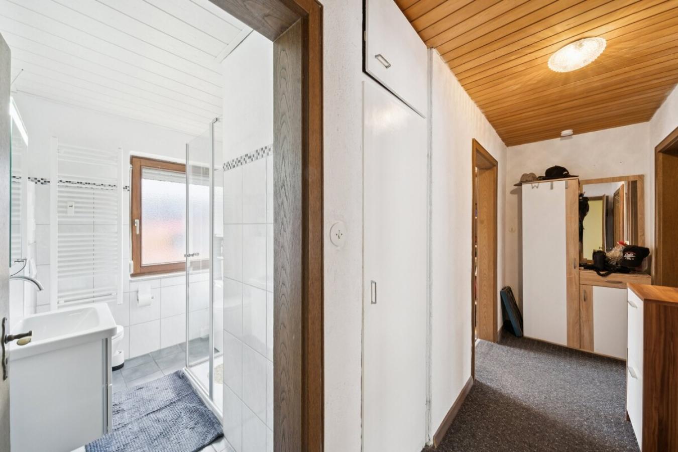 Badezimmer 1.OG