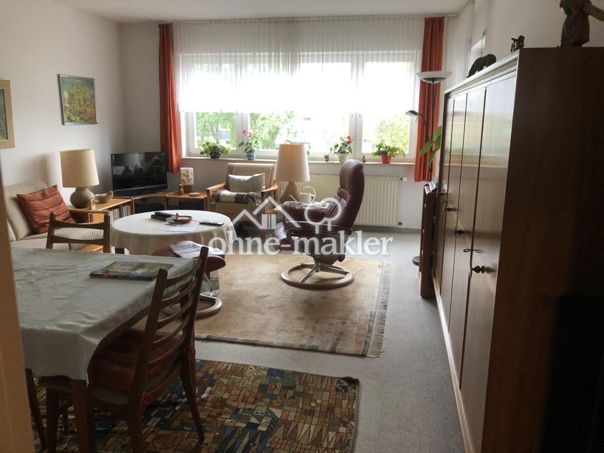 Wohnzimmer zugang Balkon