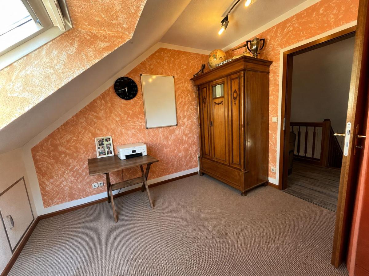 Schlafzimmer 3