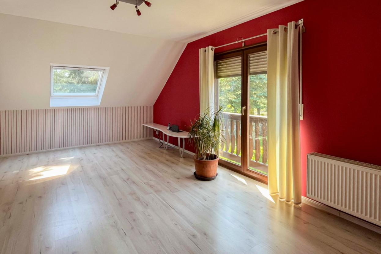 Schlafzimmer 4