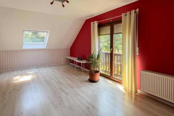 Schlafzimmer 4