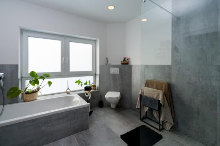 Badezimmer im Obergeschoss