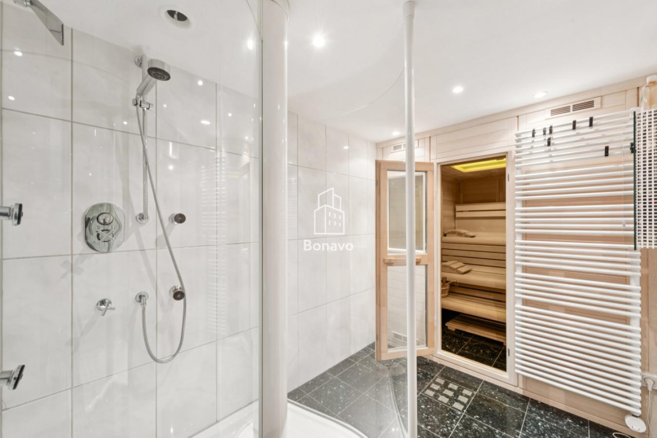 Badezimmer/Sauna Keller