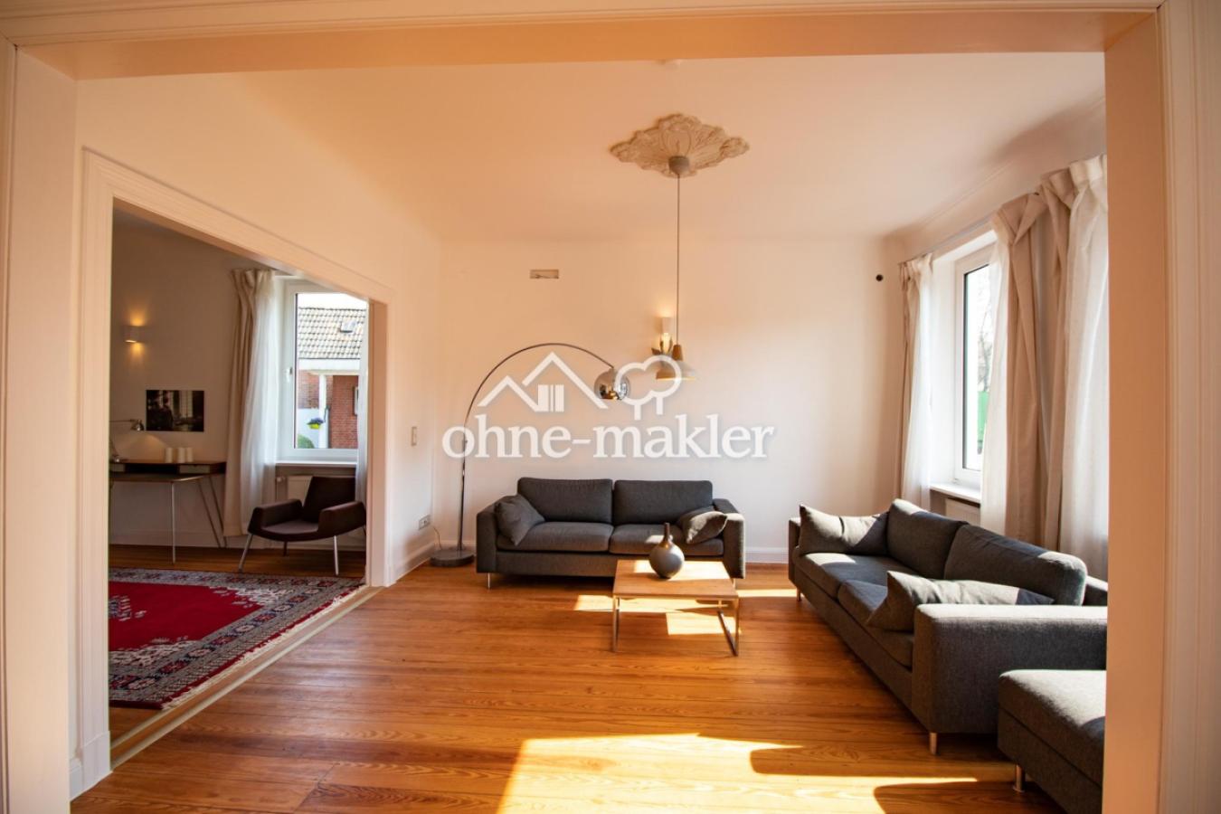 Blick ins Wohnzimmer