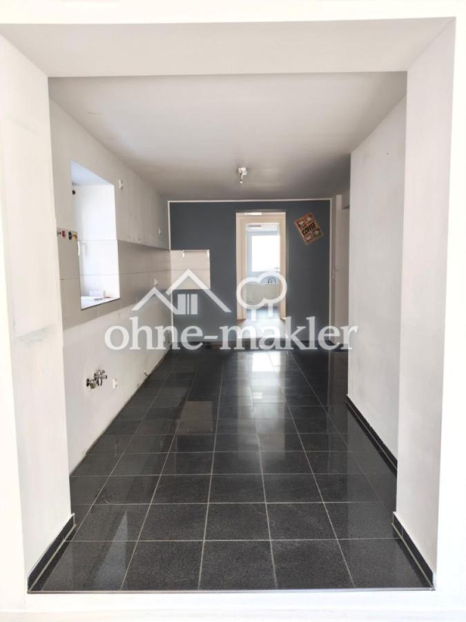 Küche Blickrichtung Badezimmer