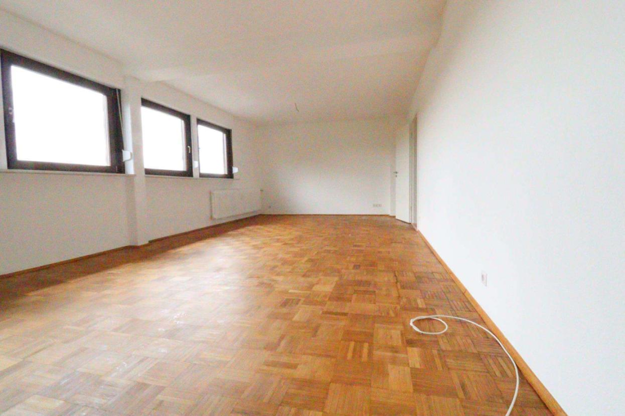 Wohnzimmer - Bild 1