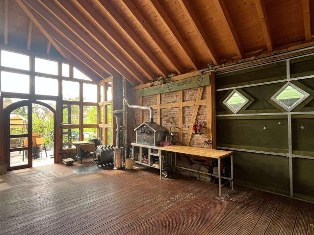 Garage / Werkstatt / Partyraum