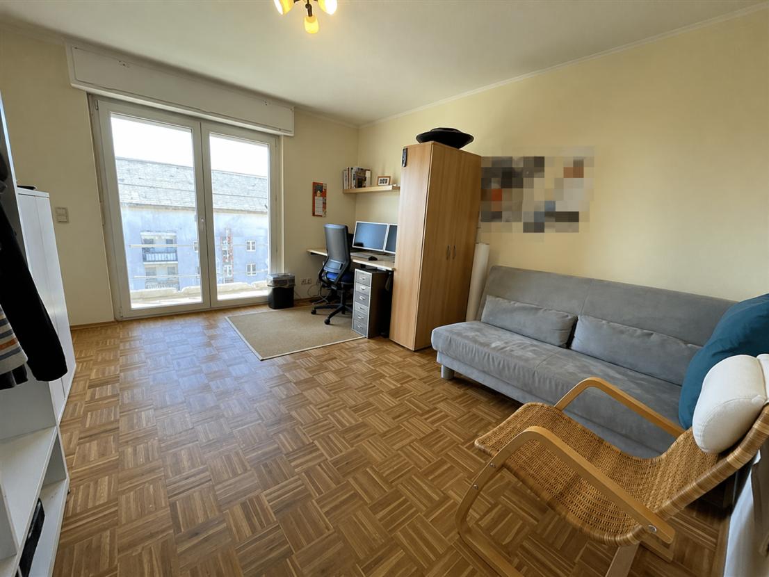 Schlafzimmer 1