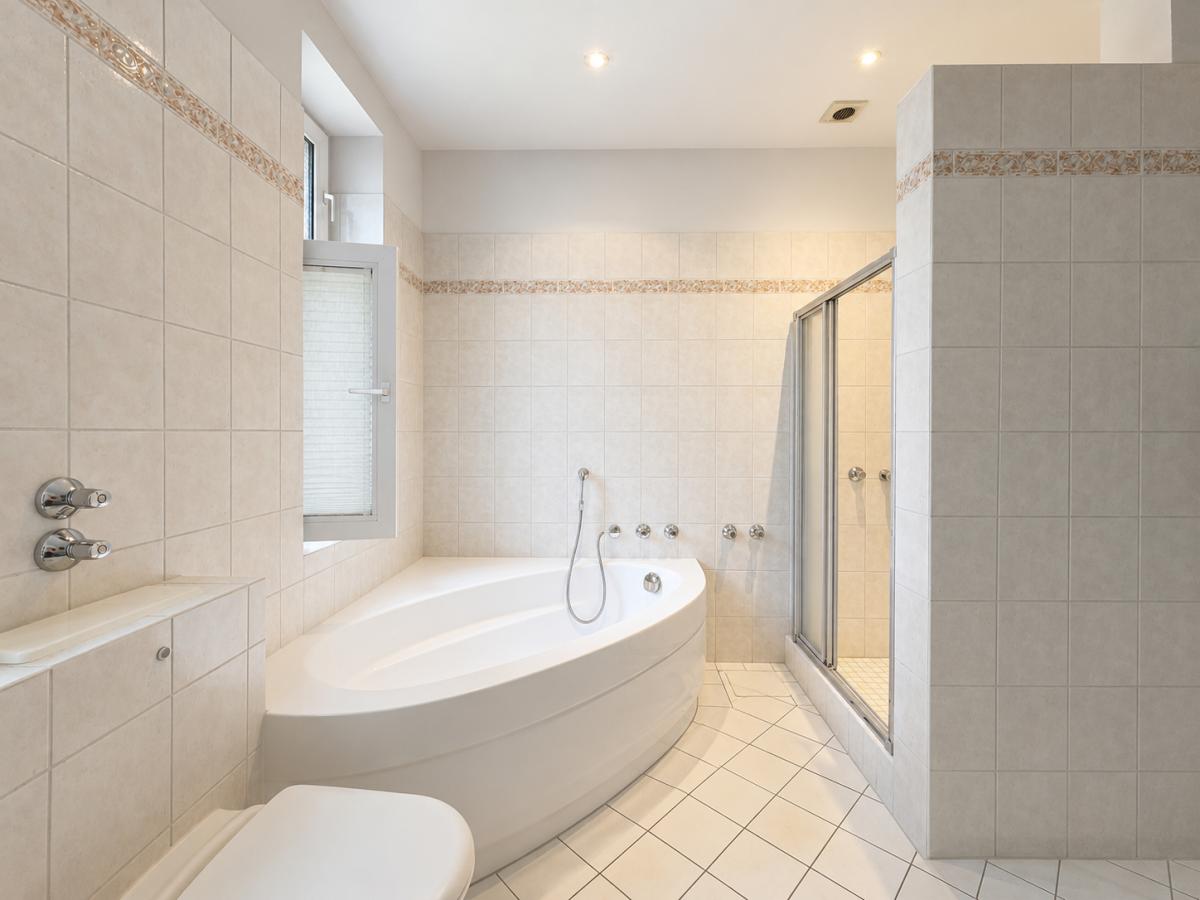 Weitere Ansicht Badezimmer WE EG
