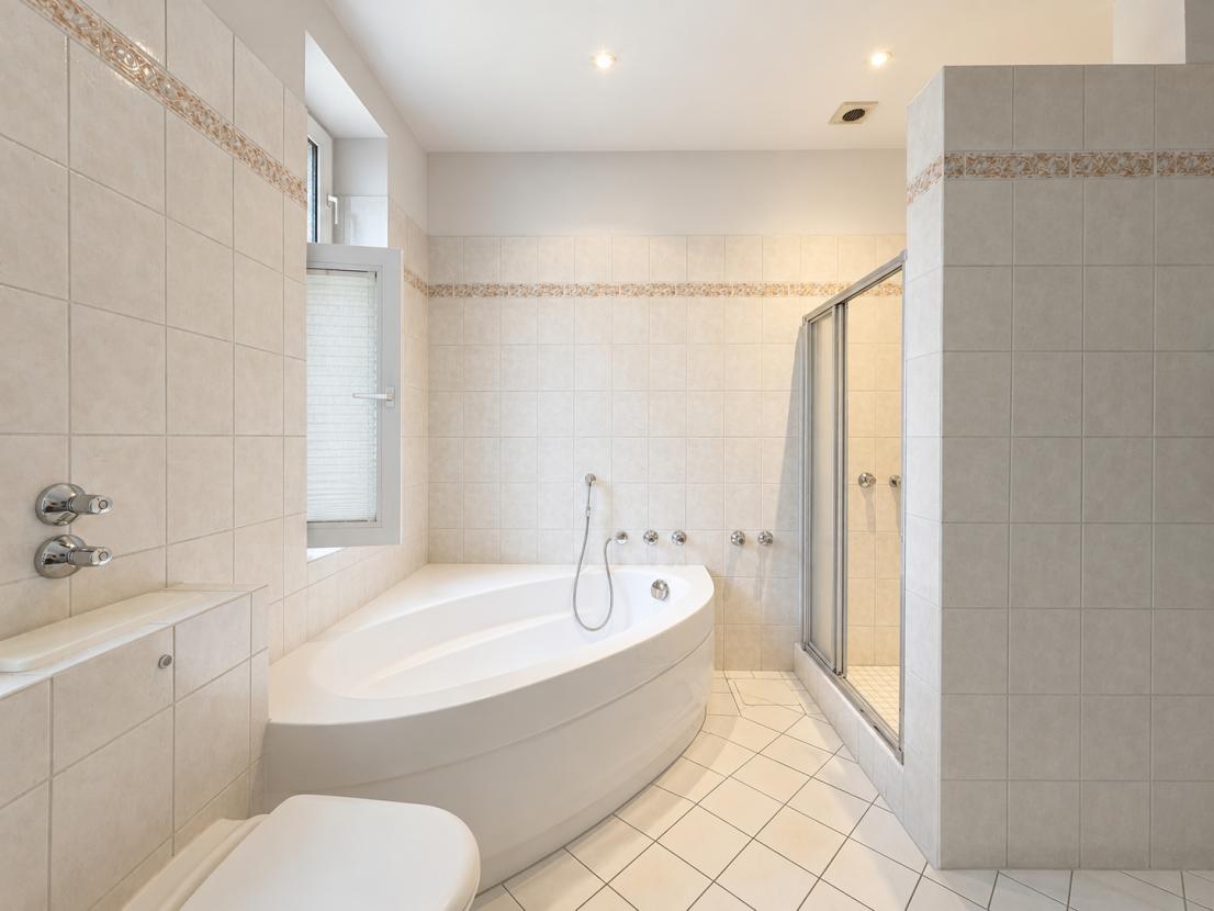 Weitere Ansicht Badezimmer WE EG