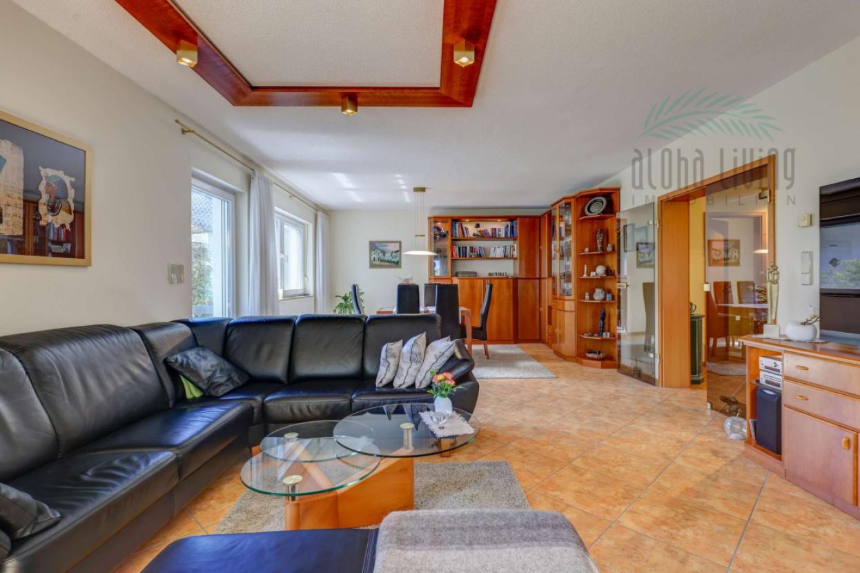 Wohnzimmer (EG)