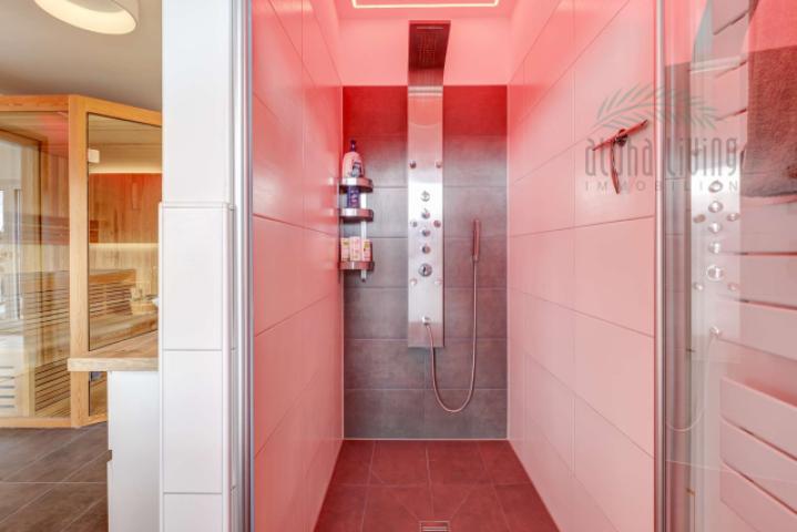 Badezimmer 2 (OG)