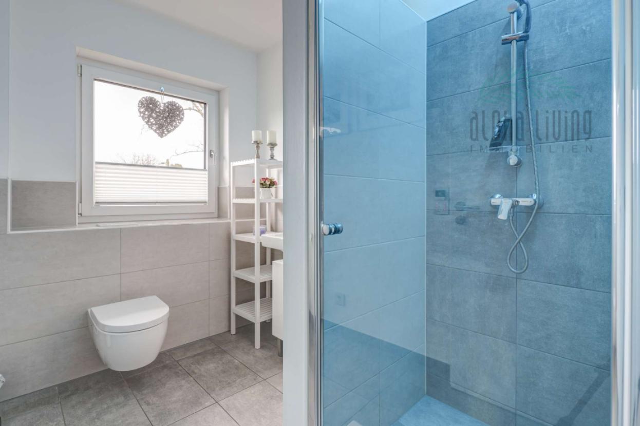 Badezimmer 3 (OG)