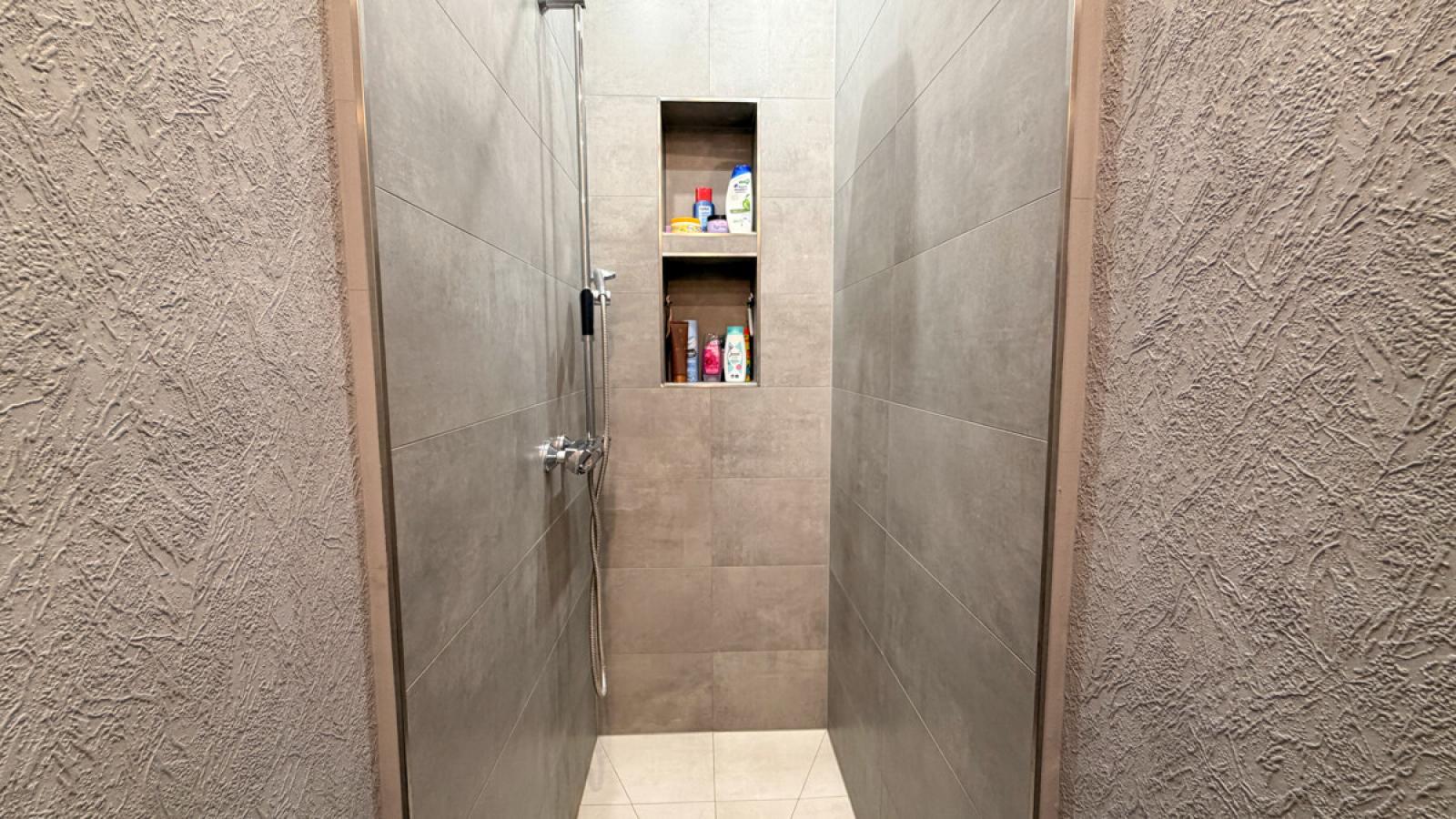 Dusche