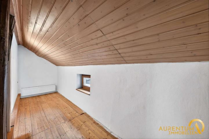 Abstellraum-/Buero_Haus_3