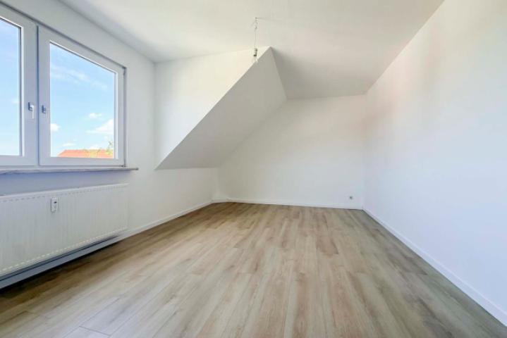 Schlafzimmer Ansicht 01