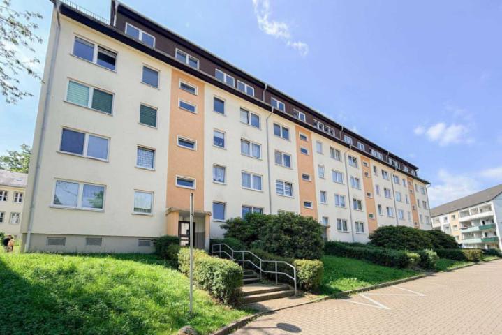 Hausansicht straßenseitig Ansicht 03