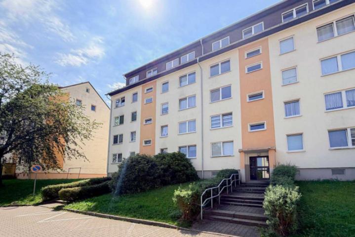 Hausansicht straßenseitig Ansicht 01