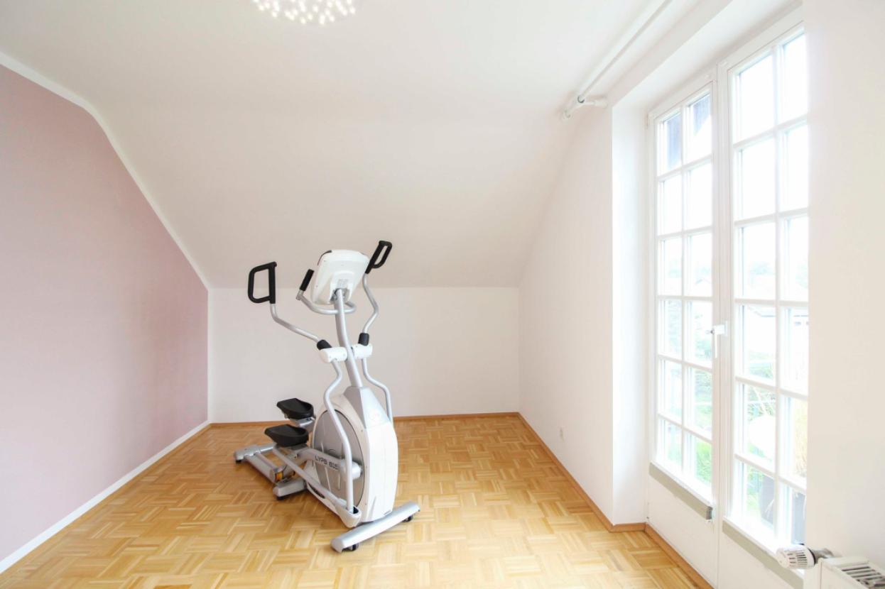 Schlafzimmer DG
