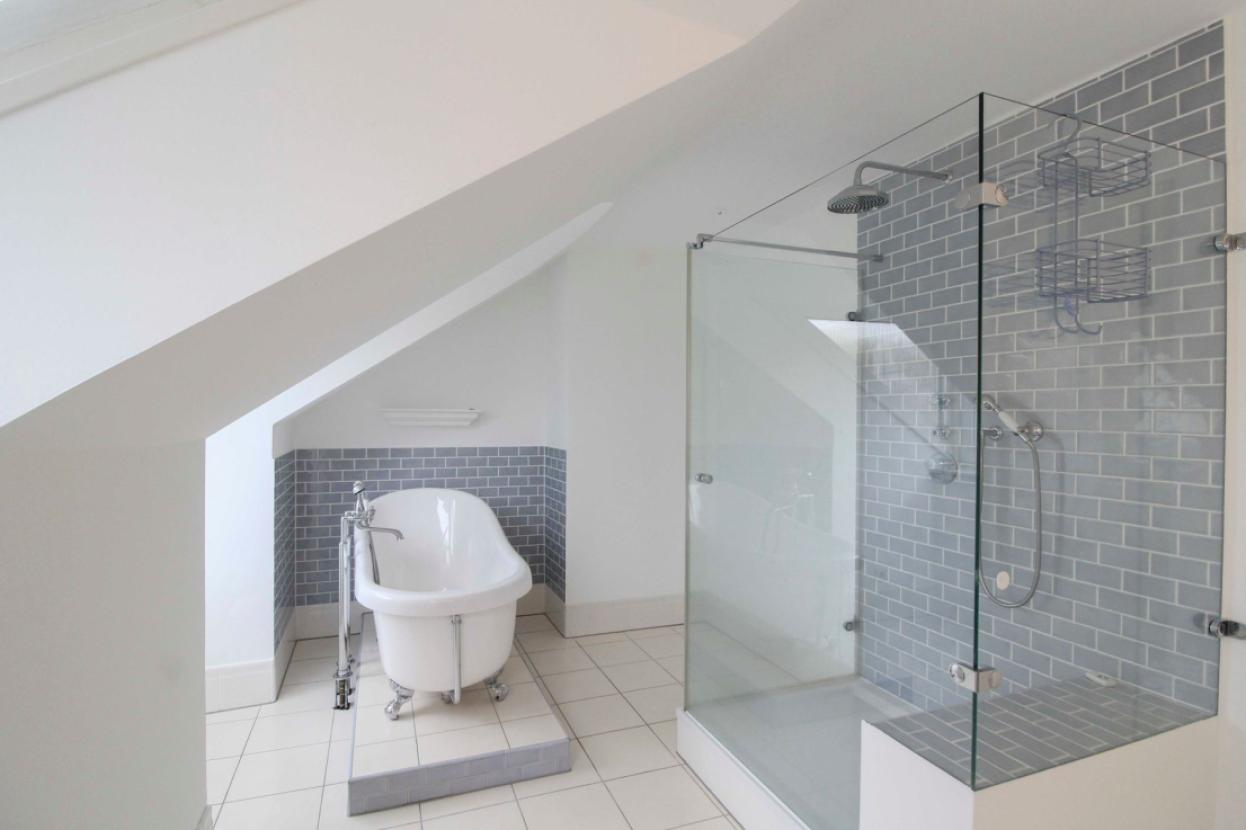 Badezimmer DG
