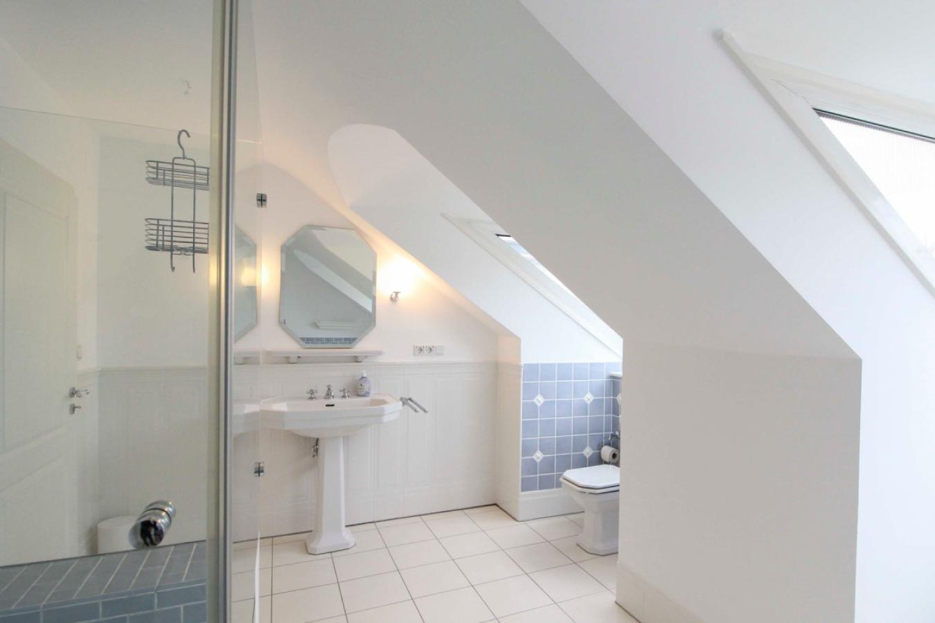 Badezimmer DG