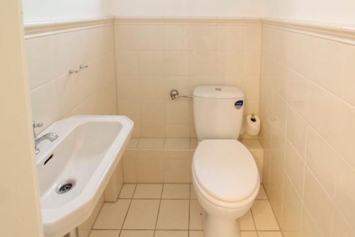 Gäste-WC 1. OG
