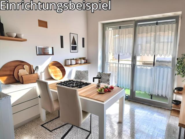 Küche mit Balkon