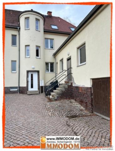 Außenansicht mit Hauseingang
