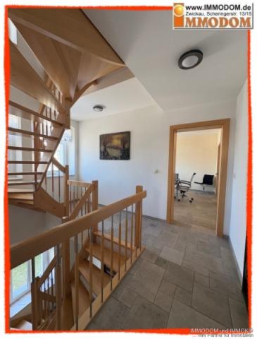 Treppe 1.OG zum DG