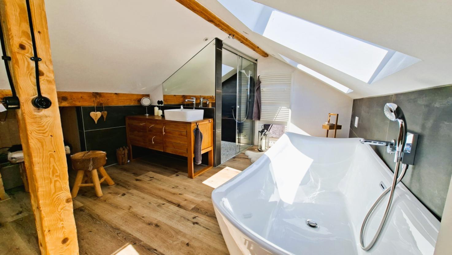 Dachgeschoss Badezimmer